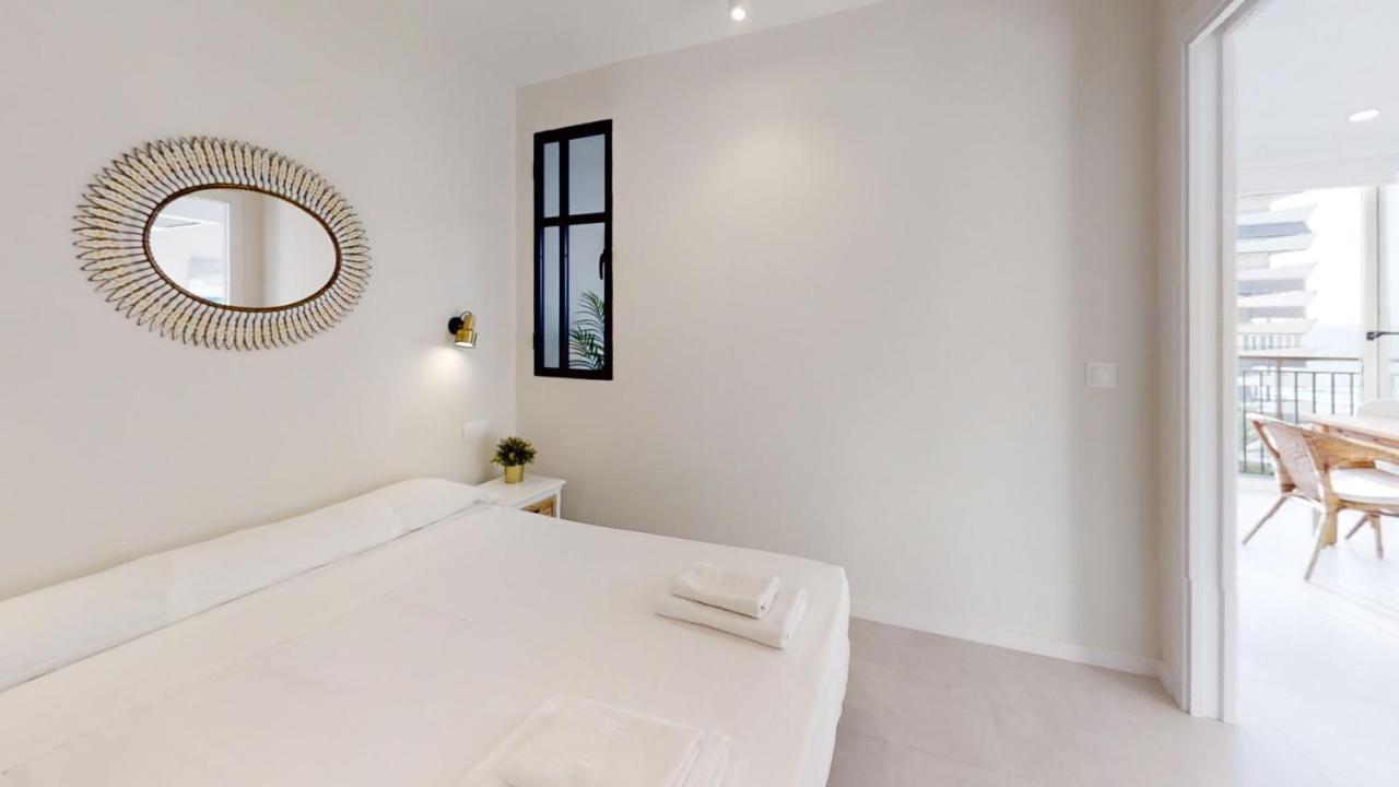 Paradise Windows Apartment Аликанте Екстериор снимка